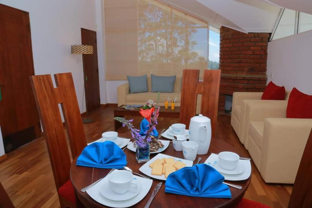 Blue Meadows Nuwaraeliya Hotel Nuwara Eliya Eksteriør billede